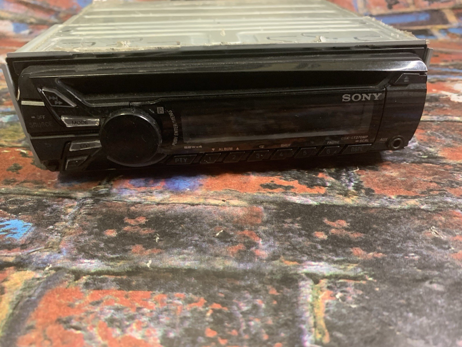 Sony CDX-GT270MP radio stereo CD player AUX 1 din receiver head unit Fast Ship