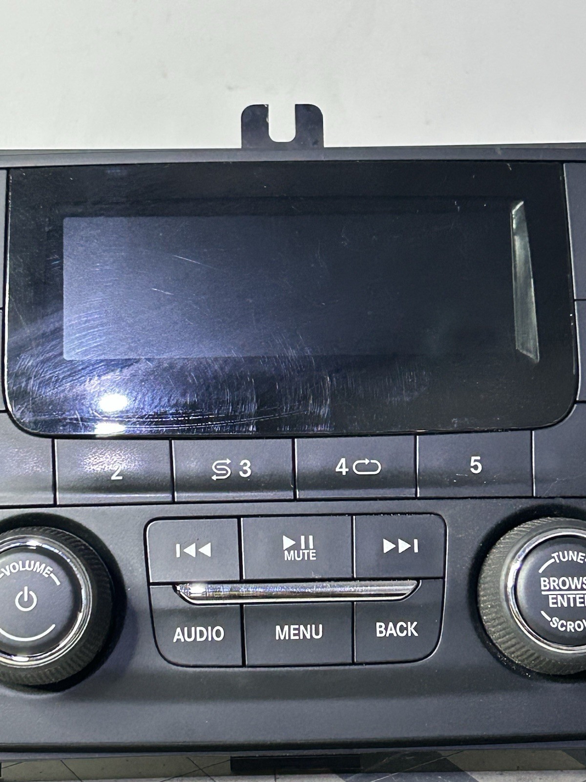 2013-14 Dodge Ram 1500 2500 Cummins Satellite Am/fm radio OEM P68137113AE