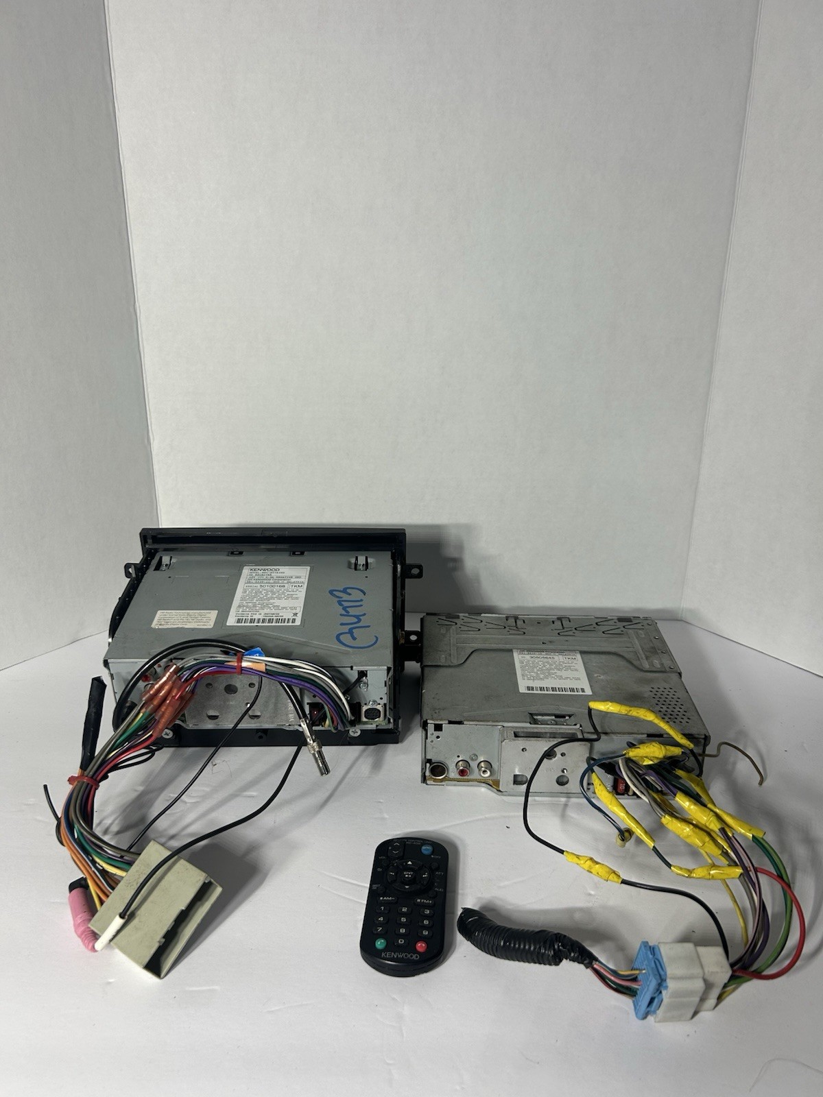 Lot Of 2 Kenwood CAR Stereos And Remote. KDC-BT76HD AND KDC-255U And RC-406