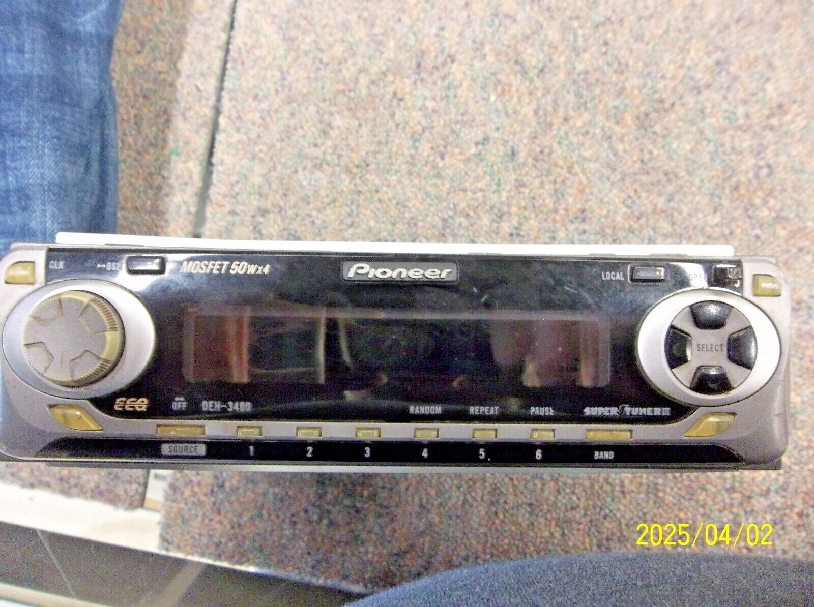 Pioneer DEH-3400 Car CD Player Receiver Mosfet 50 Watts Per Channel x4 AS/IS