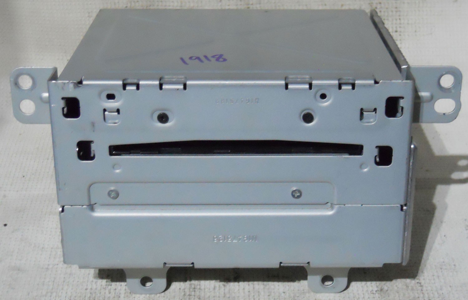 Saab 9-5 2010 Factory Stereo MP3 CD Player Radio XM Ready 20907419