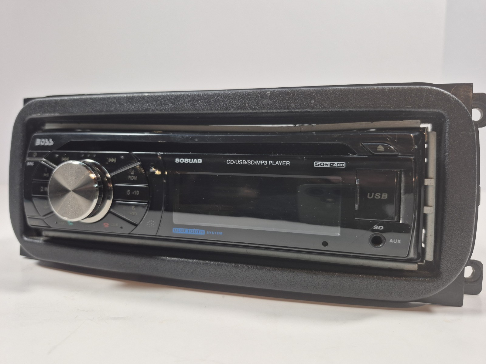 Boss Audio Systems 508UAB Digital Display AM/FM MP3/CD Player – UNTESTED