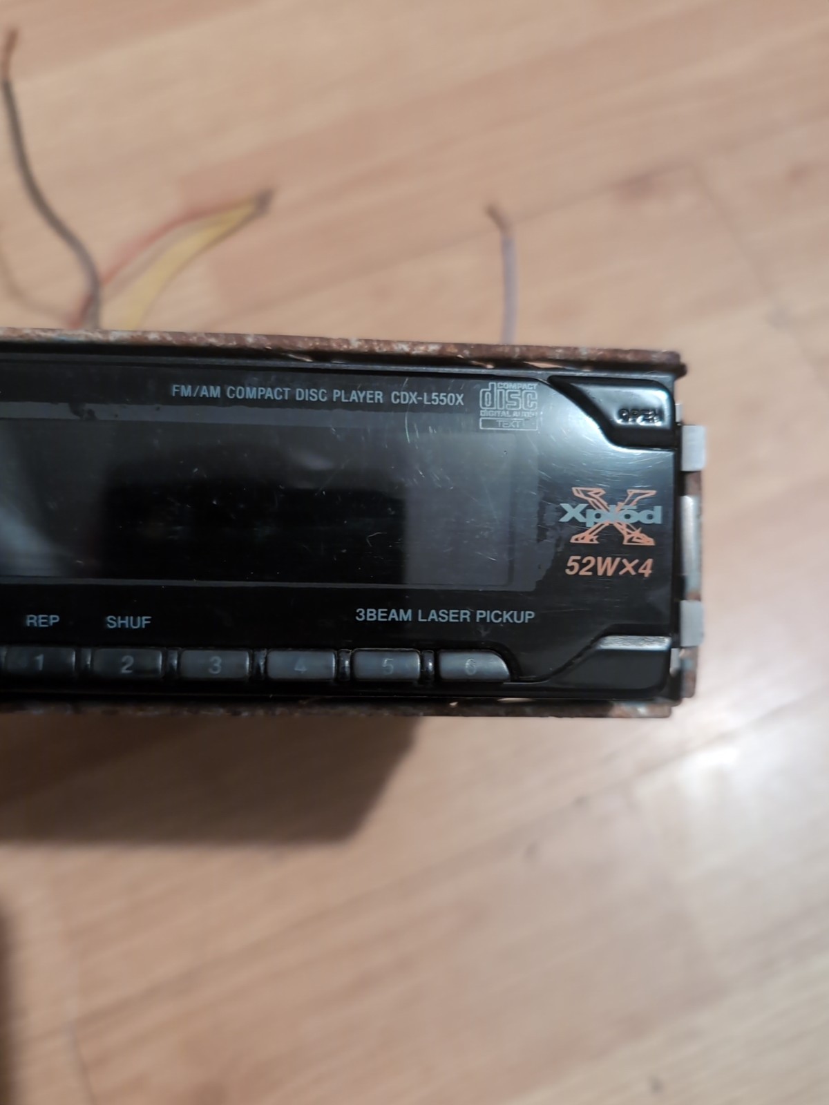 Sony CDX-L550X Compact Disc CD Player Xplod 52Wx4 Car Radio – For Parts Repair