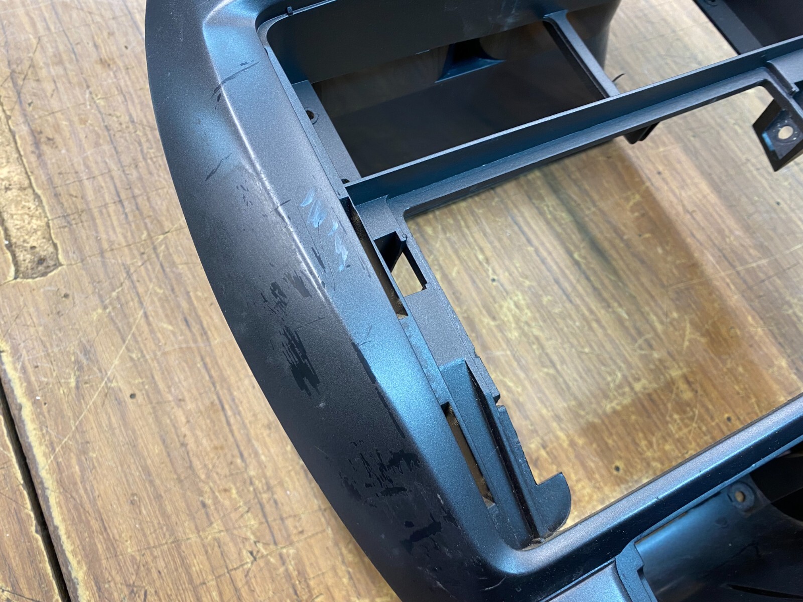 Ford Falcon AU S2,S3 Dash A/C Stereo Surround Dash Trim