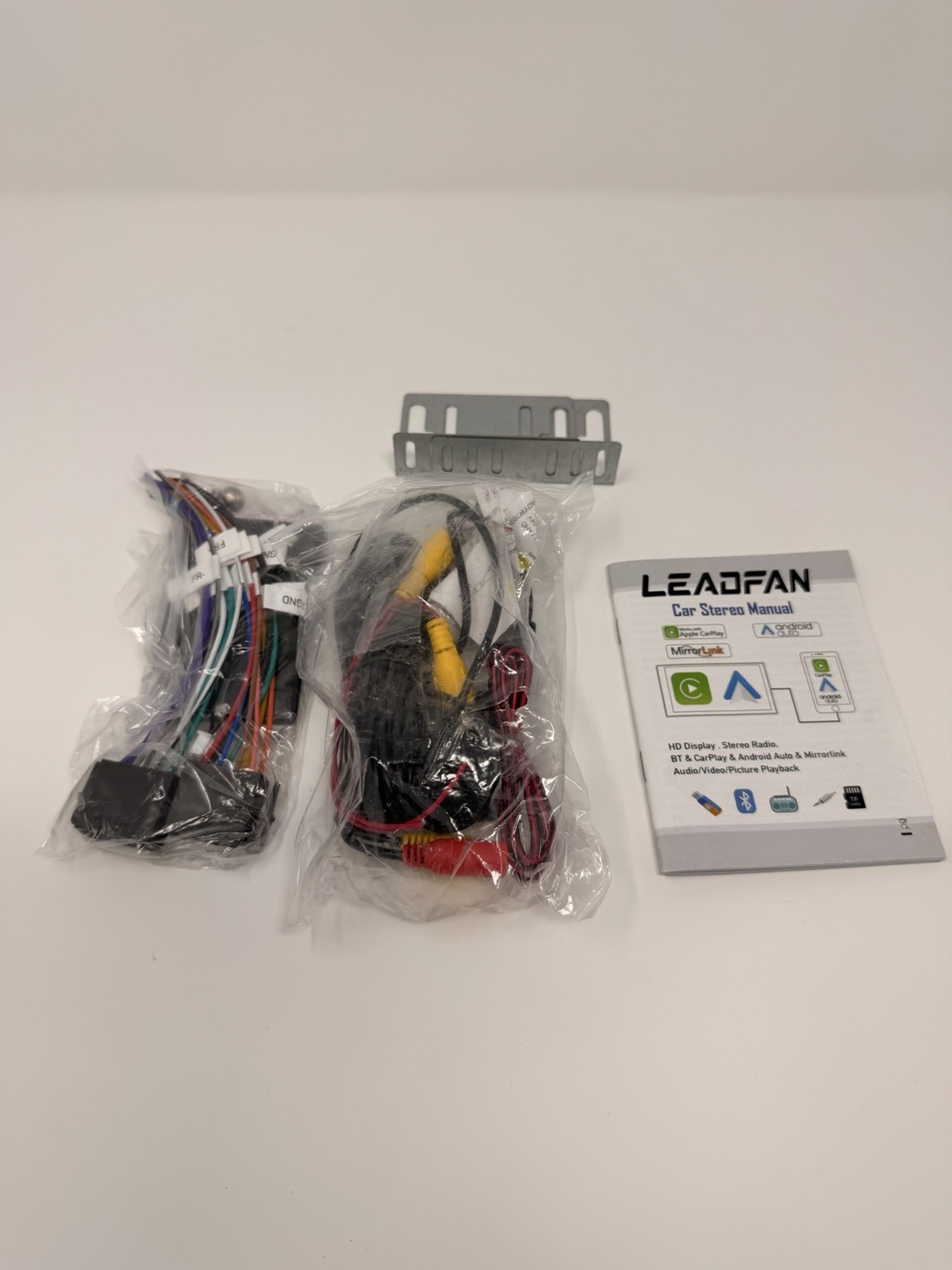 Leadfan 7inch Car Stereo Double Din Radio Touchscreen with Backup Camera