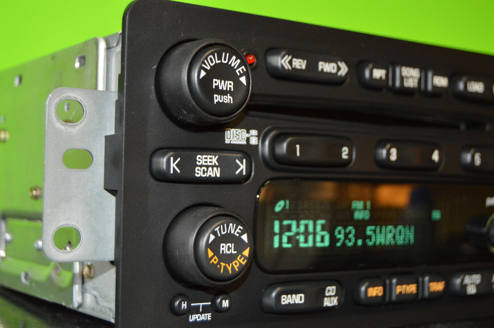 GM Delco Buick Rendezvous factory 6 disc CD player radio 02 03 04 05 06 10333462