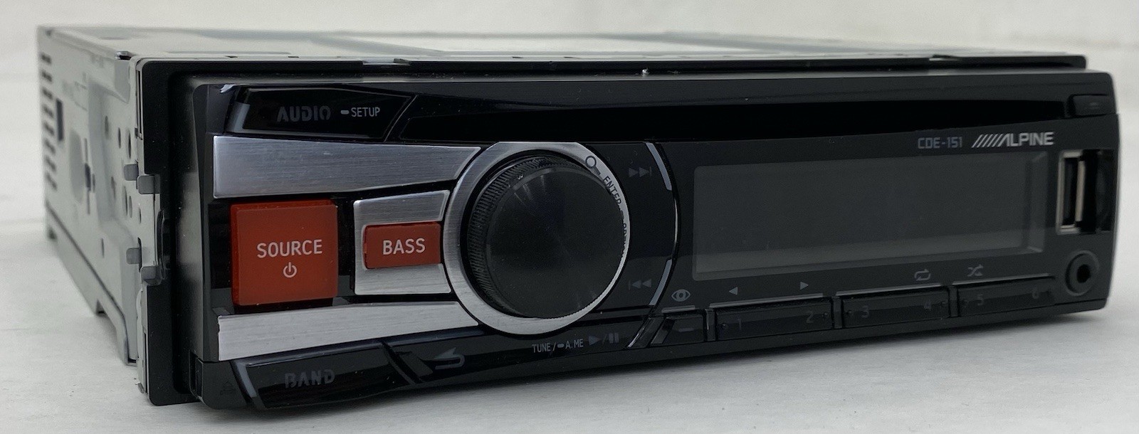 PARTIALLY WORKING ALPINE CDE-151 CAR STEREO RADIO USB CD PLAYER RECEIVER