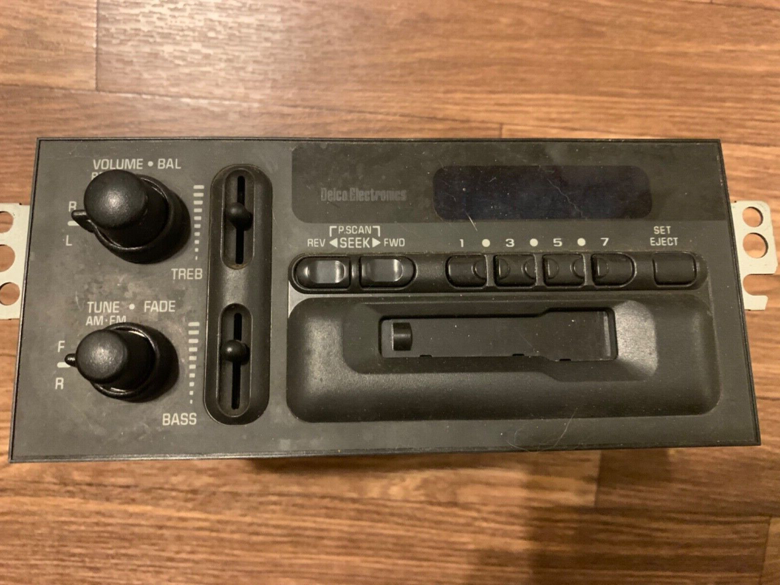 95-00 GM Chevy Silverado Sierra AC Delco Radio Cassette 09367585 UNTESTED PARTS