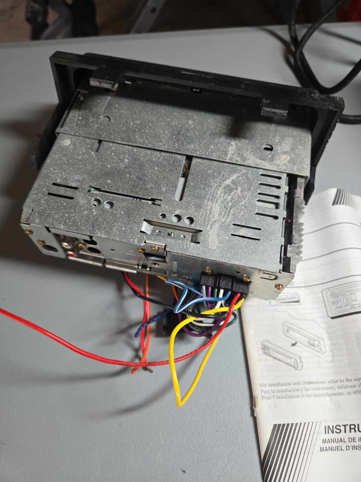 JVC KD-S640 CD Player In Dash Receiver with Removable Face (1999)