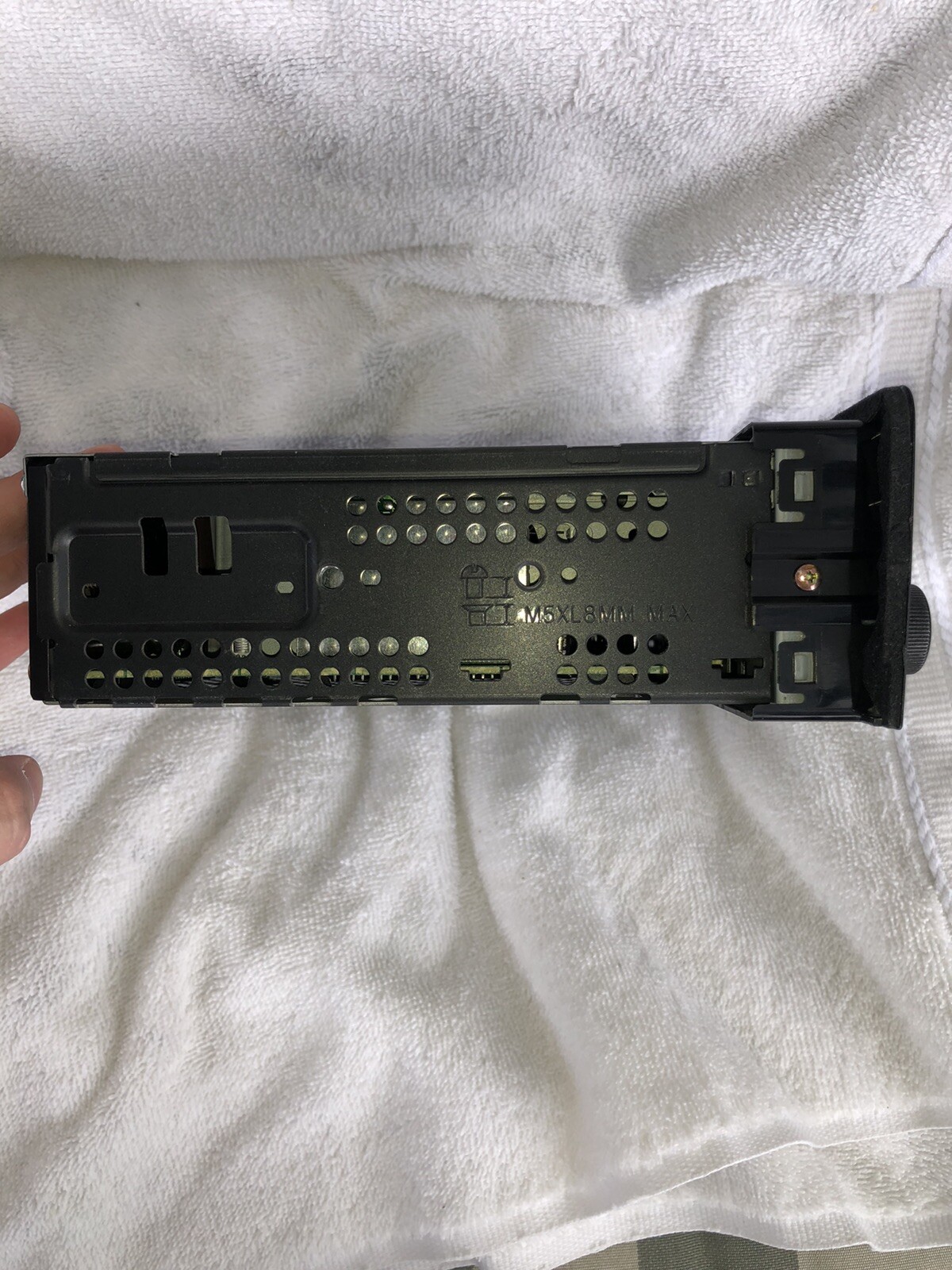 Honda Civic AM/FM Radio W/ CD Player 2001-2004. 39101-S5A-A210-M1