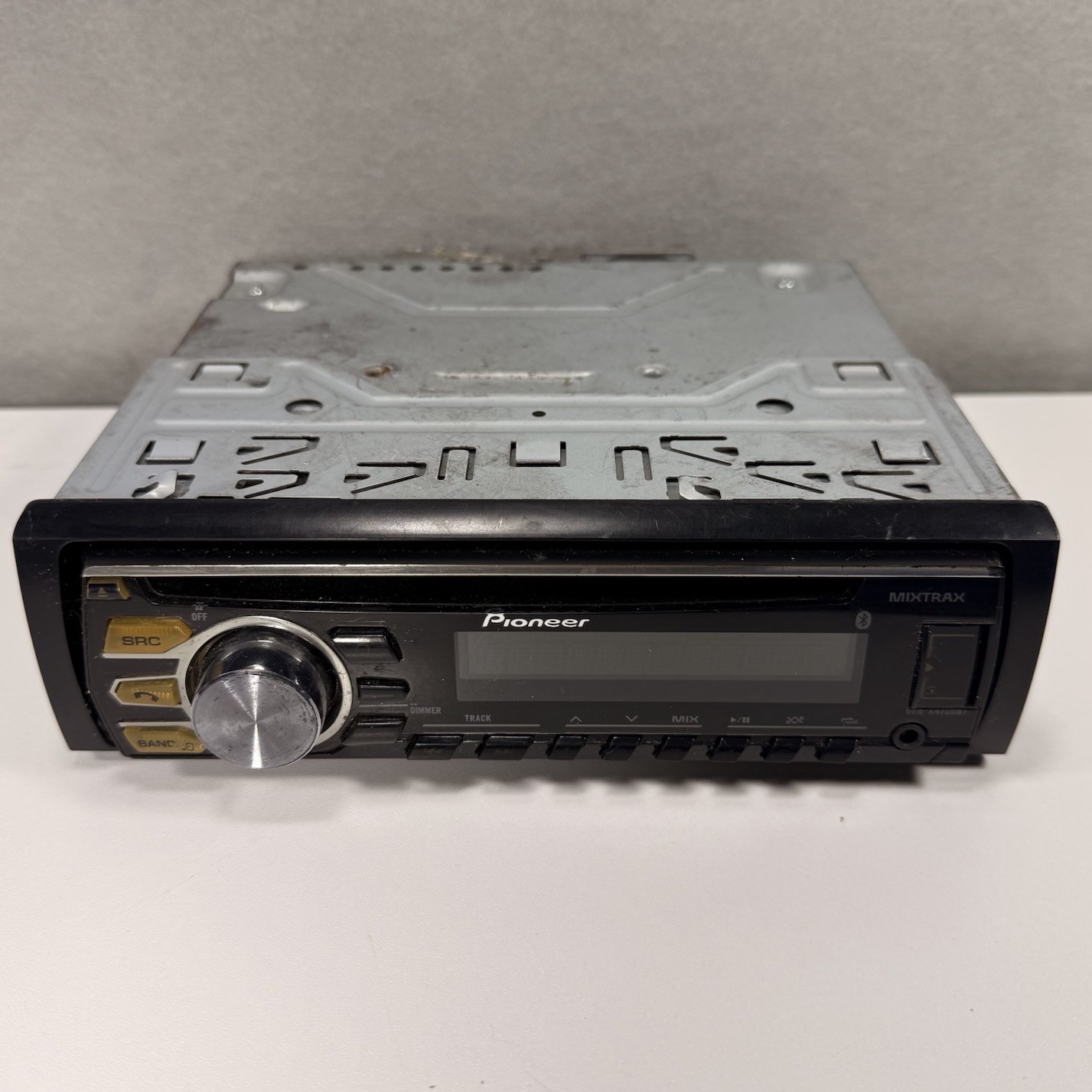 Pioneer DEH-X4700BT MIXTRAX Bluetooth CD Car Stereo Radio Parts Repair Untested