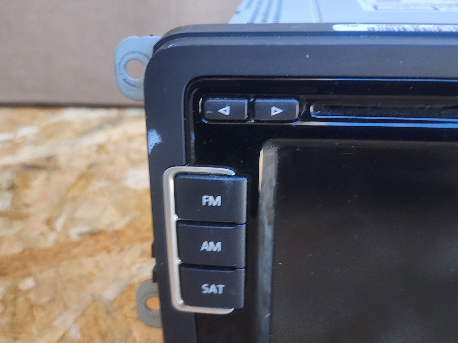 VOLKSWAGEN Am Fm CD CAR STEREO UNTESTED 2010-2017 Saleen Mustang Camaro Toyota
