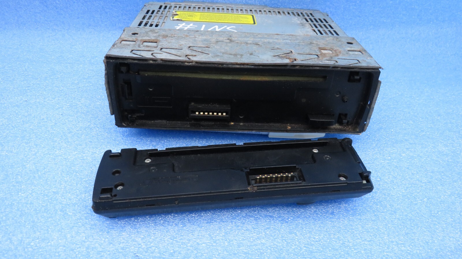 Pioneer Car Radio MP3 CD Unit Faceplate Head 50W x 4 DEH-2920MP