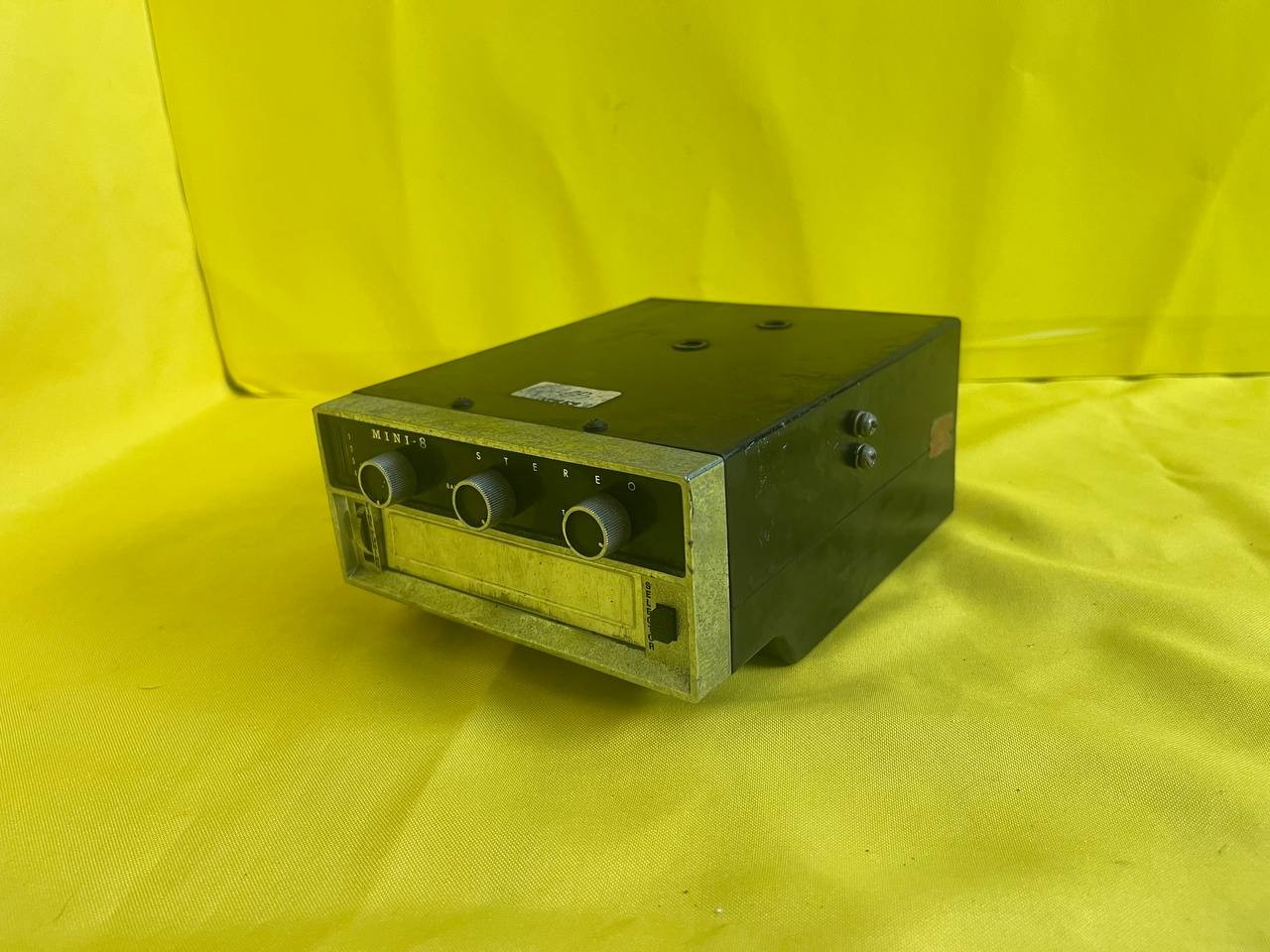 Vintage Mini-8 Stereo Car Audio Receiver Unit Made in Japan RE