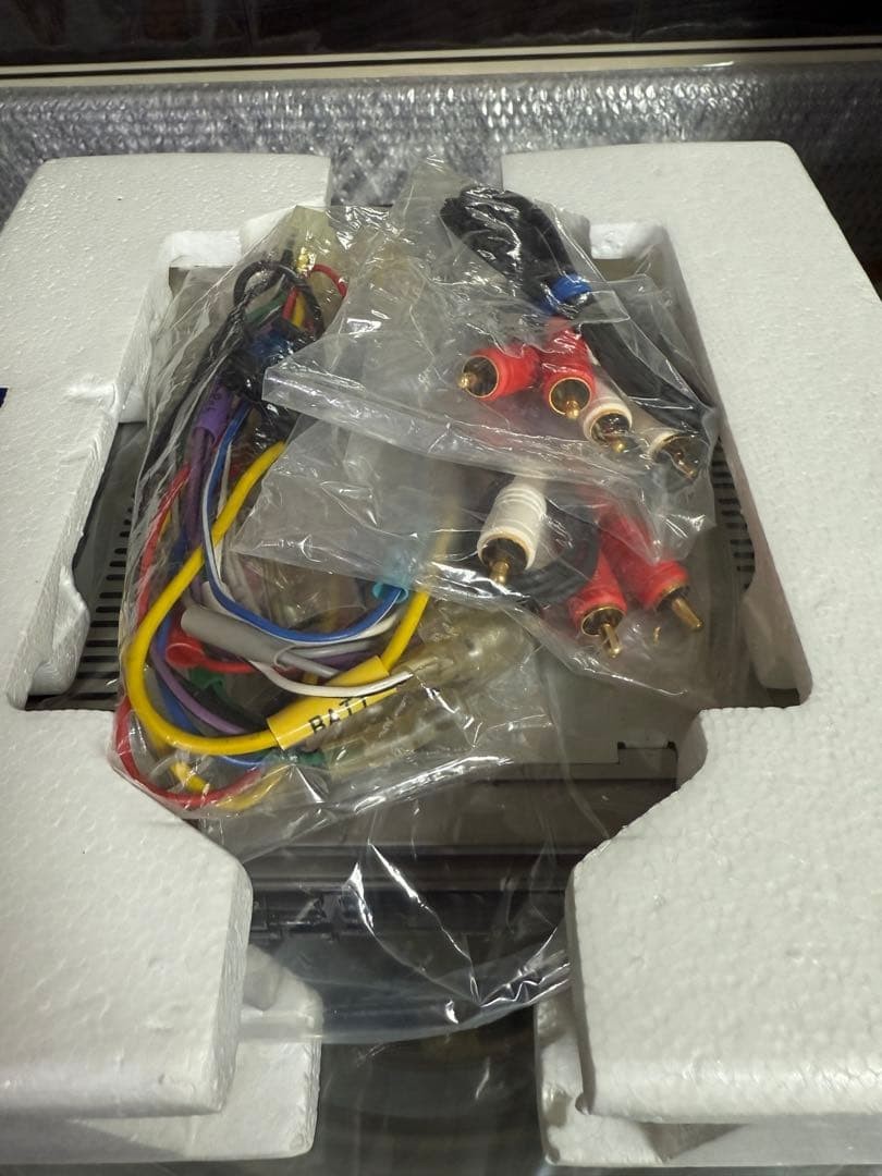 ALPINE CDA-7841J CD HEAD UNIT AM FM CD Shuttle Control 1DIN 35W x4 DC14.4V