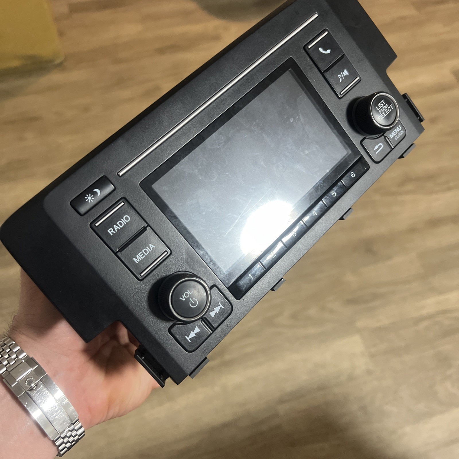 Factory original 2016-2020 Honda Civic 5″ inch screen car radio