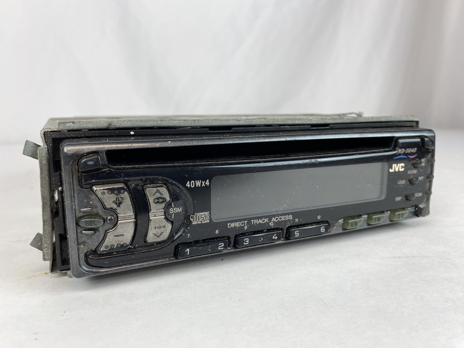 JVC KD-S640 CD player am/fm with detachable face plate