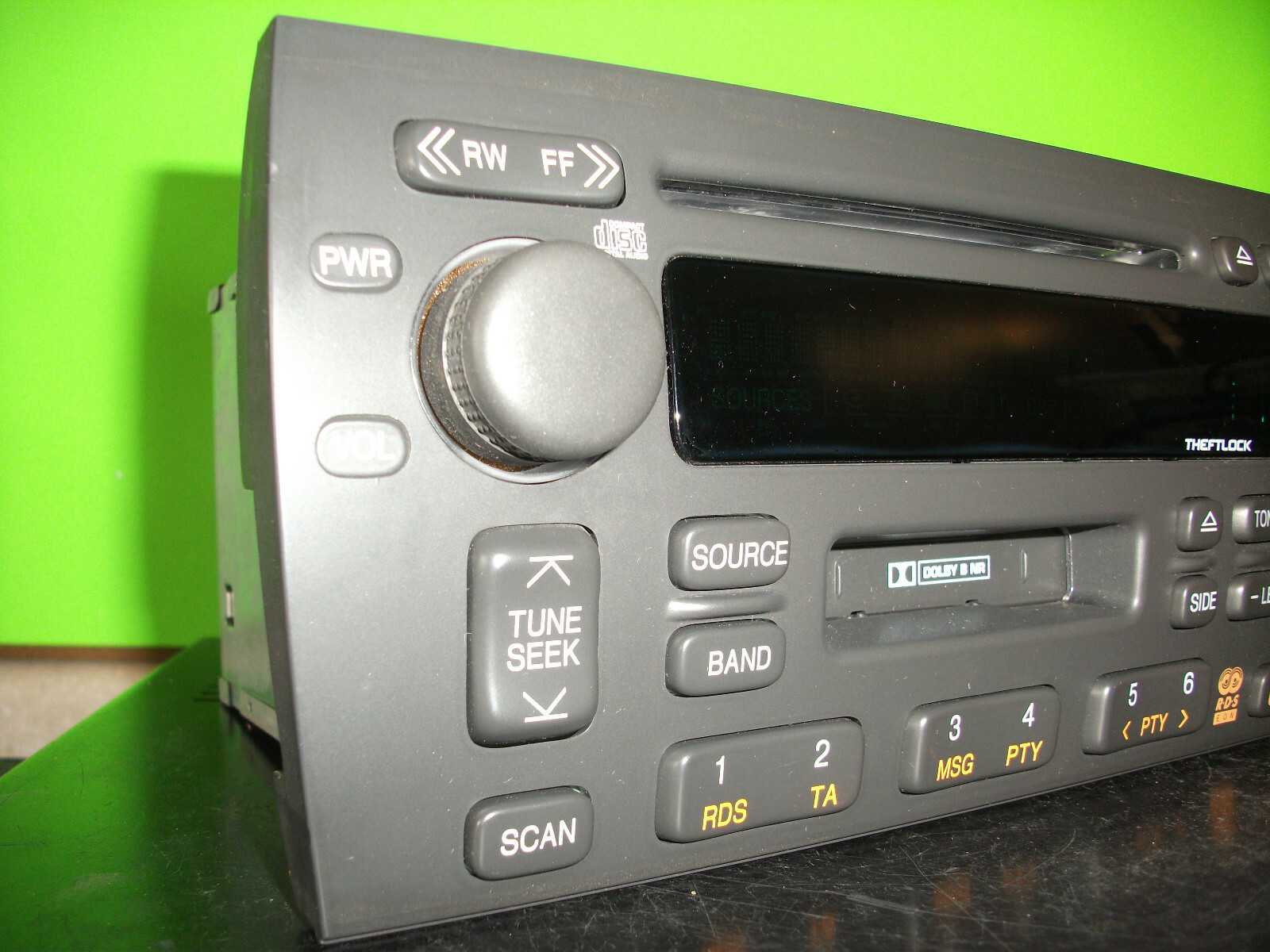 Cadillac Eldorado Deville factory CD cassette player radio 1998 1999 16266916