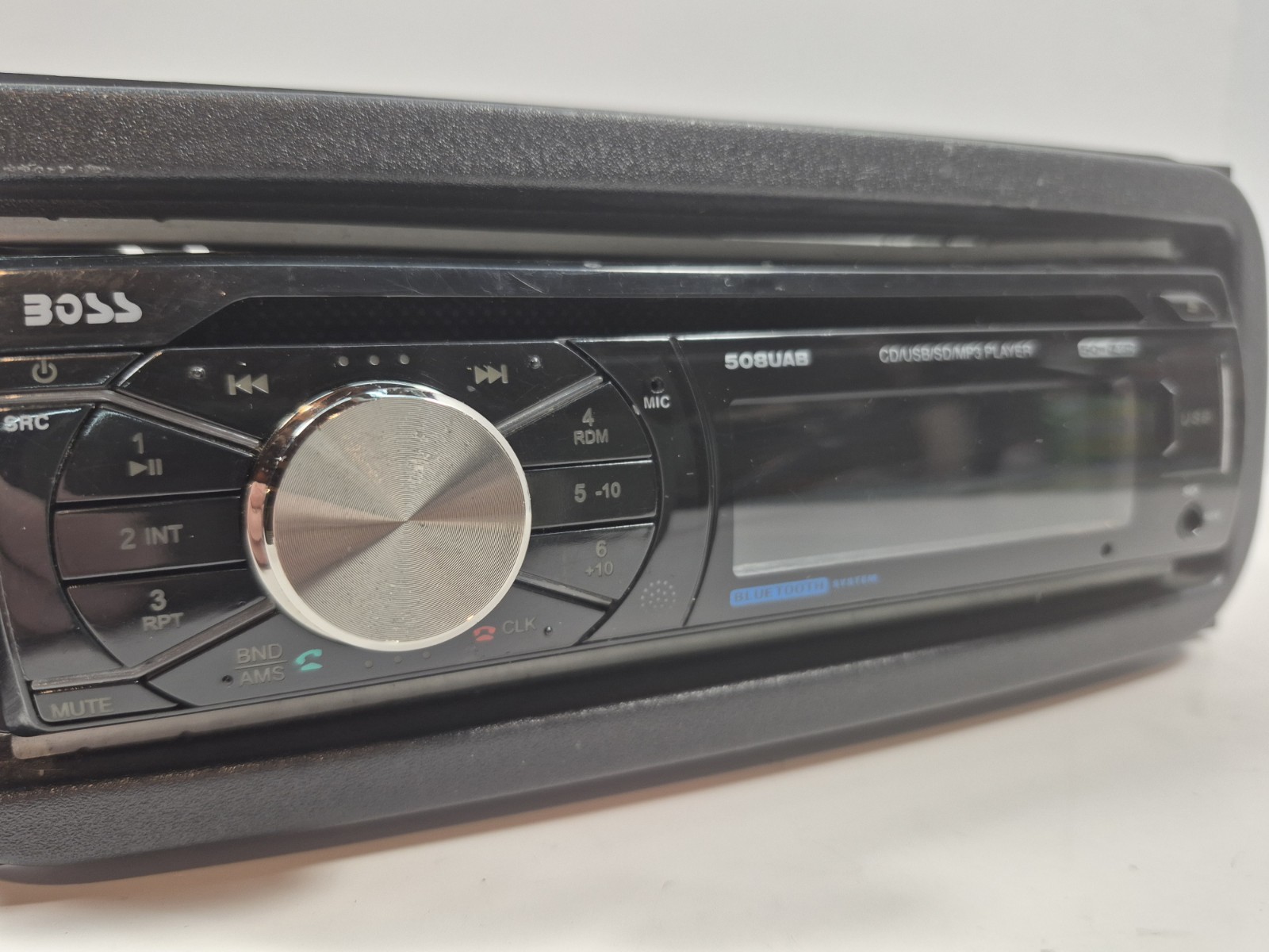 Boss Audio Systems 508UAB Digital Display AM/FM MP3/CD Player – UNTESTED