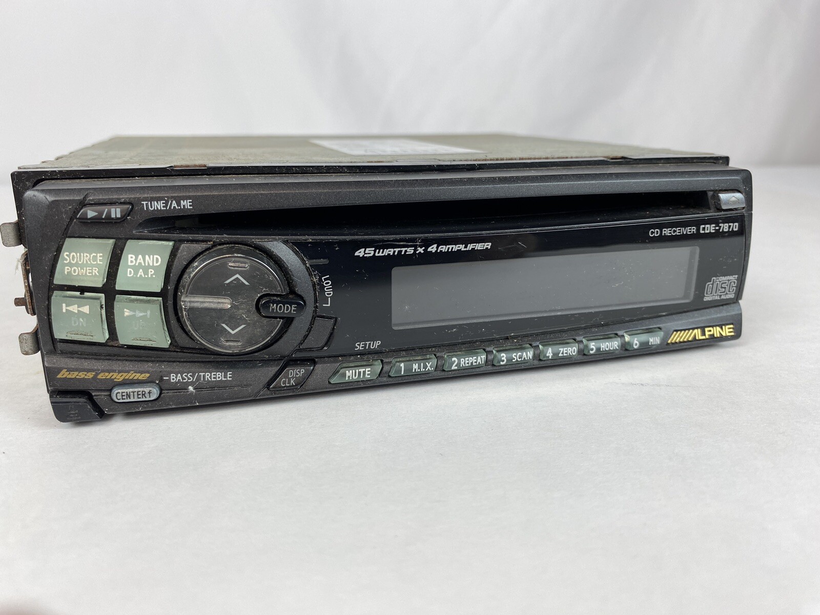 JVC KD-S640 CD player am/fm with detachable face plate