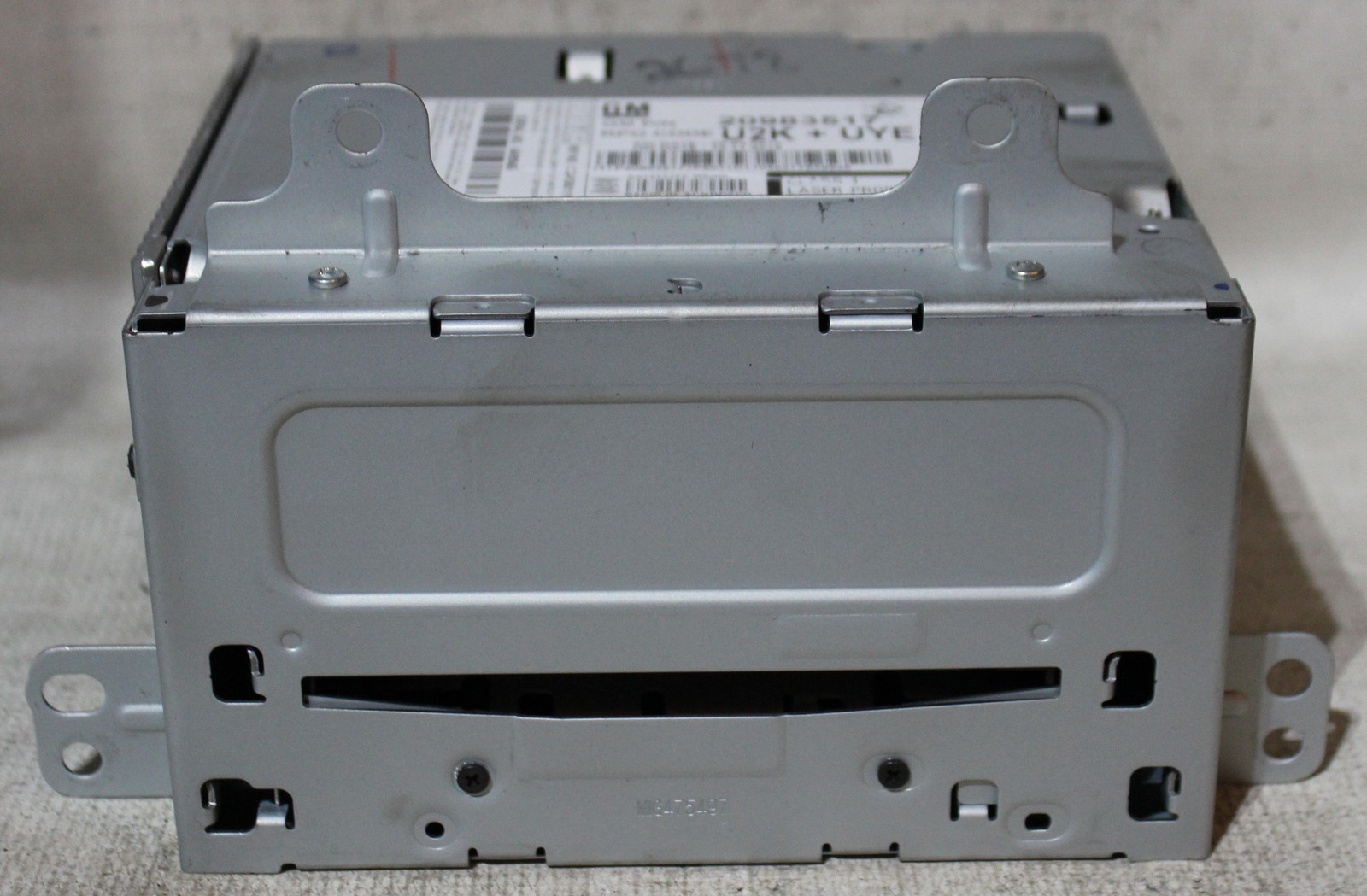 Saab 9-5 2010 Factory Stereo MP3 CD Player Radio XM Ready 20983517 (OD2678)