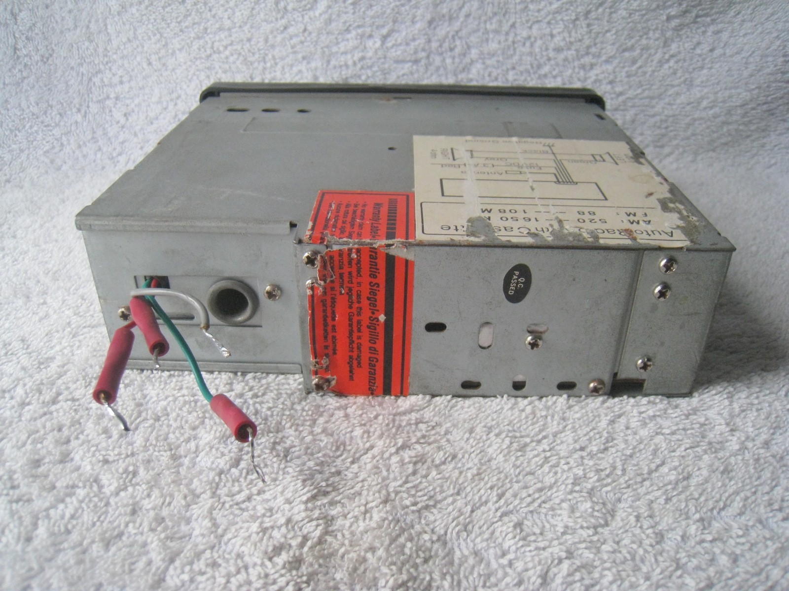 Vintage Unbranded Car Radio Cassette Stereo Deck (1980s)