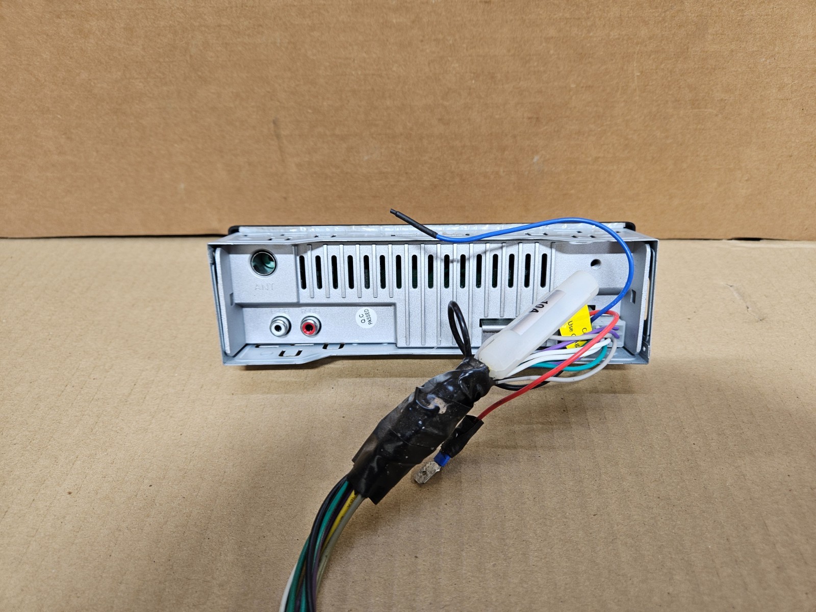 DUAL Bluetooth Radio XD18BT