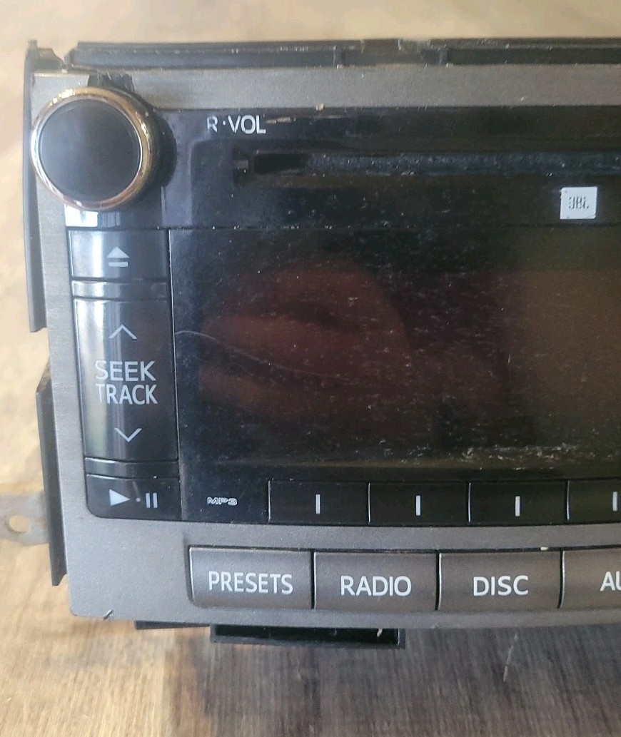 Toyota Venza 2010 2011 2012 Factory Stereo 6 Disc CD Player OEM Radio 861200T090