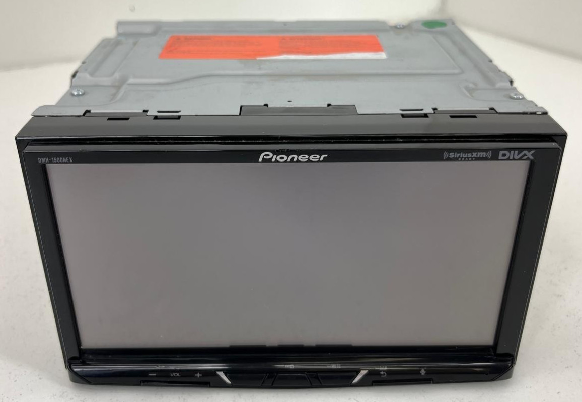 Pioneer DMH-1500NEX Digital Media Receiver with 7″ WVGA Display
