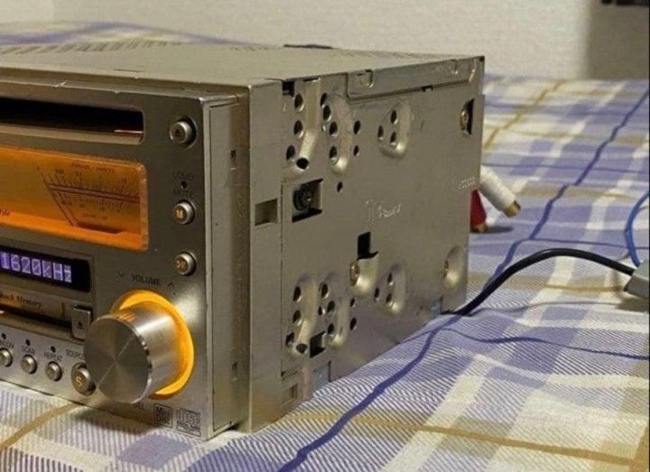 Junk Panasonic CQ-VX5500D CD MD Mini Disc Player Car Audio Silver Japan