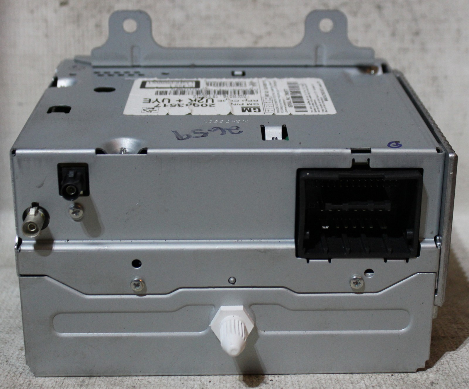 Saab 9-5 2010 Factory Stereo MP3 CD Player Radio XM Ready 20983517 (OD2659)