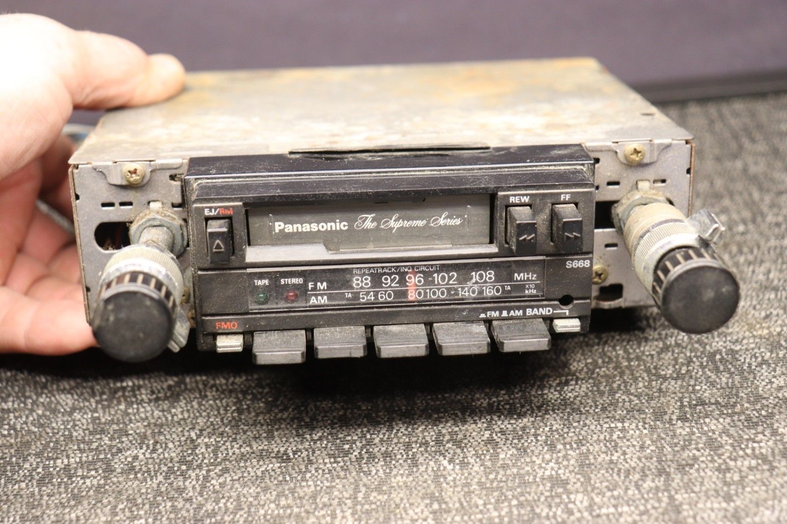 VTG PANASONIC CQ-S668EU AM/FM Stereo Cassette Player Radio The Supreme Series
