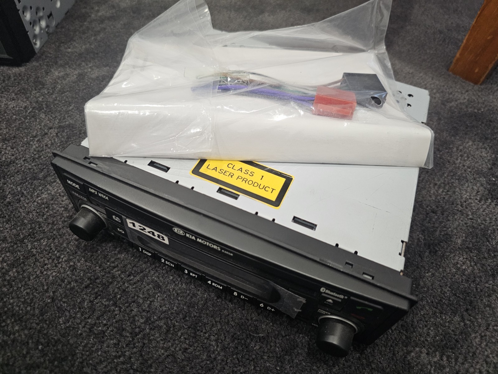 VDO (Kia) K101R Single DIN Head Unit Bluetooth Radio MP3 USB FM EQ (CD9303UB)