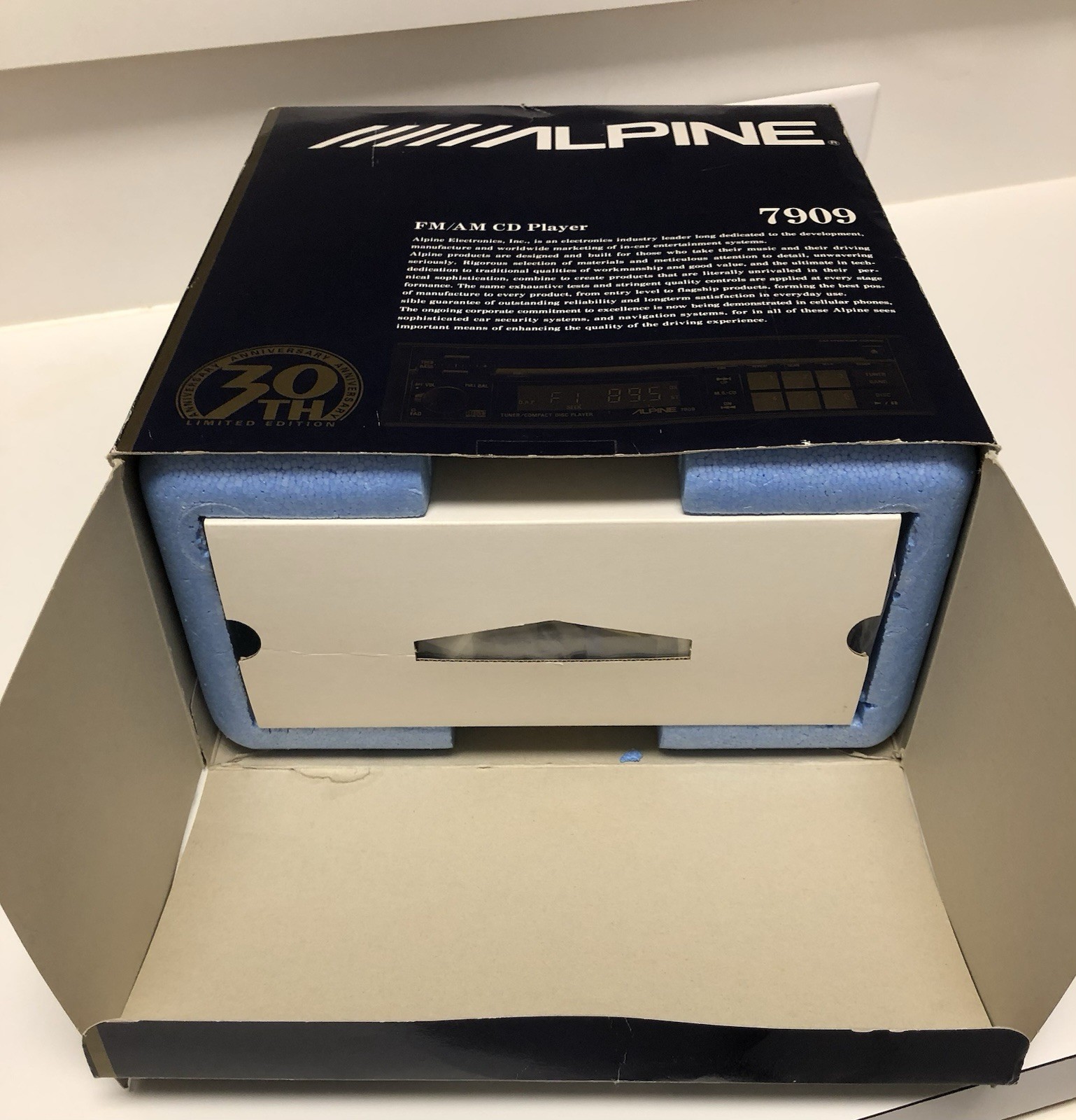 ALPINE 7909 30th ANNIVERSARY FM/AM CD PLAYER LIMITED EDITION 205/300 NEW IN BOX