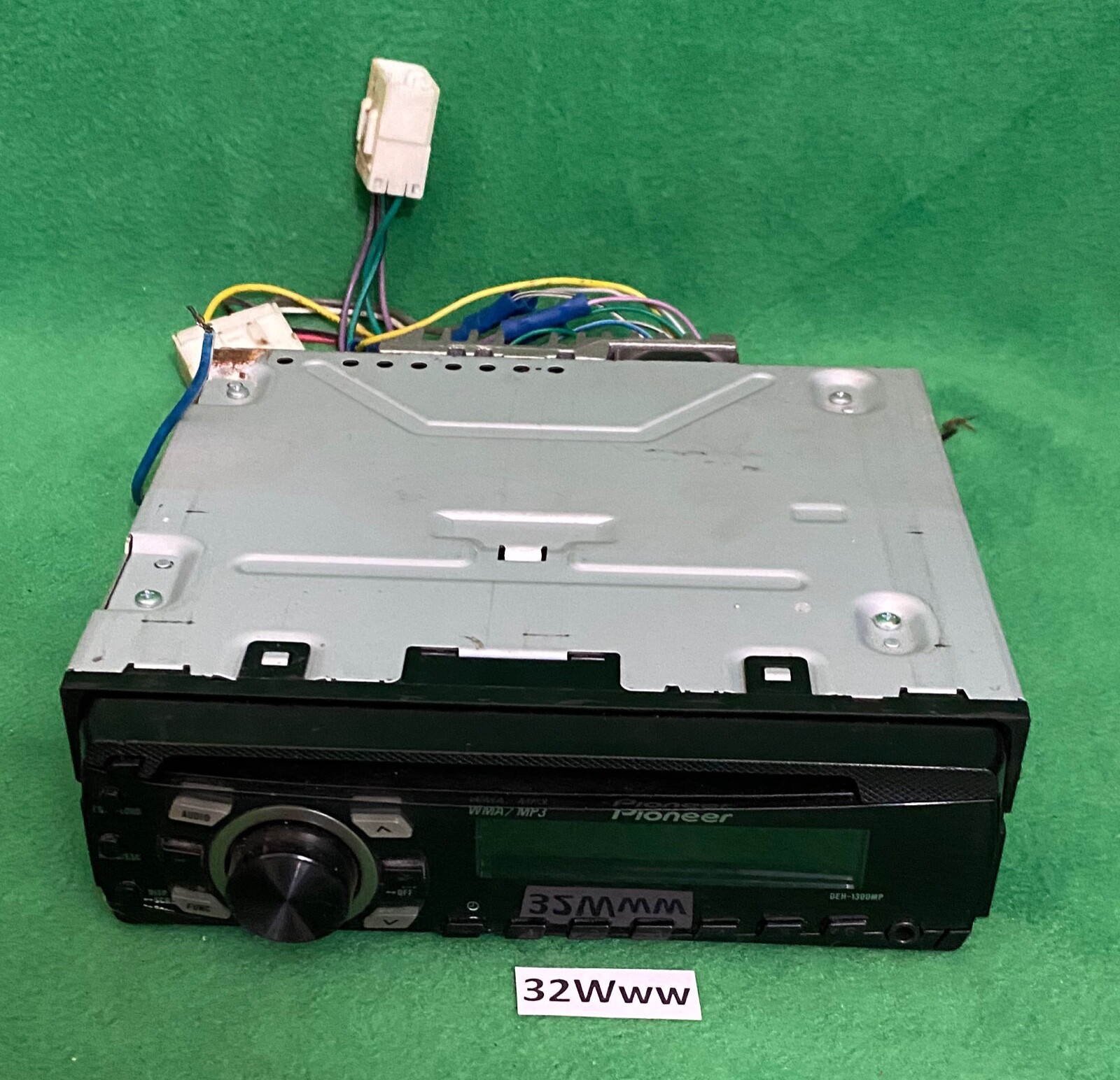 Pioneer In-Dash Car Stereo Model DEH-1300MP___PLEASE READ!!!