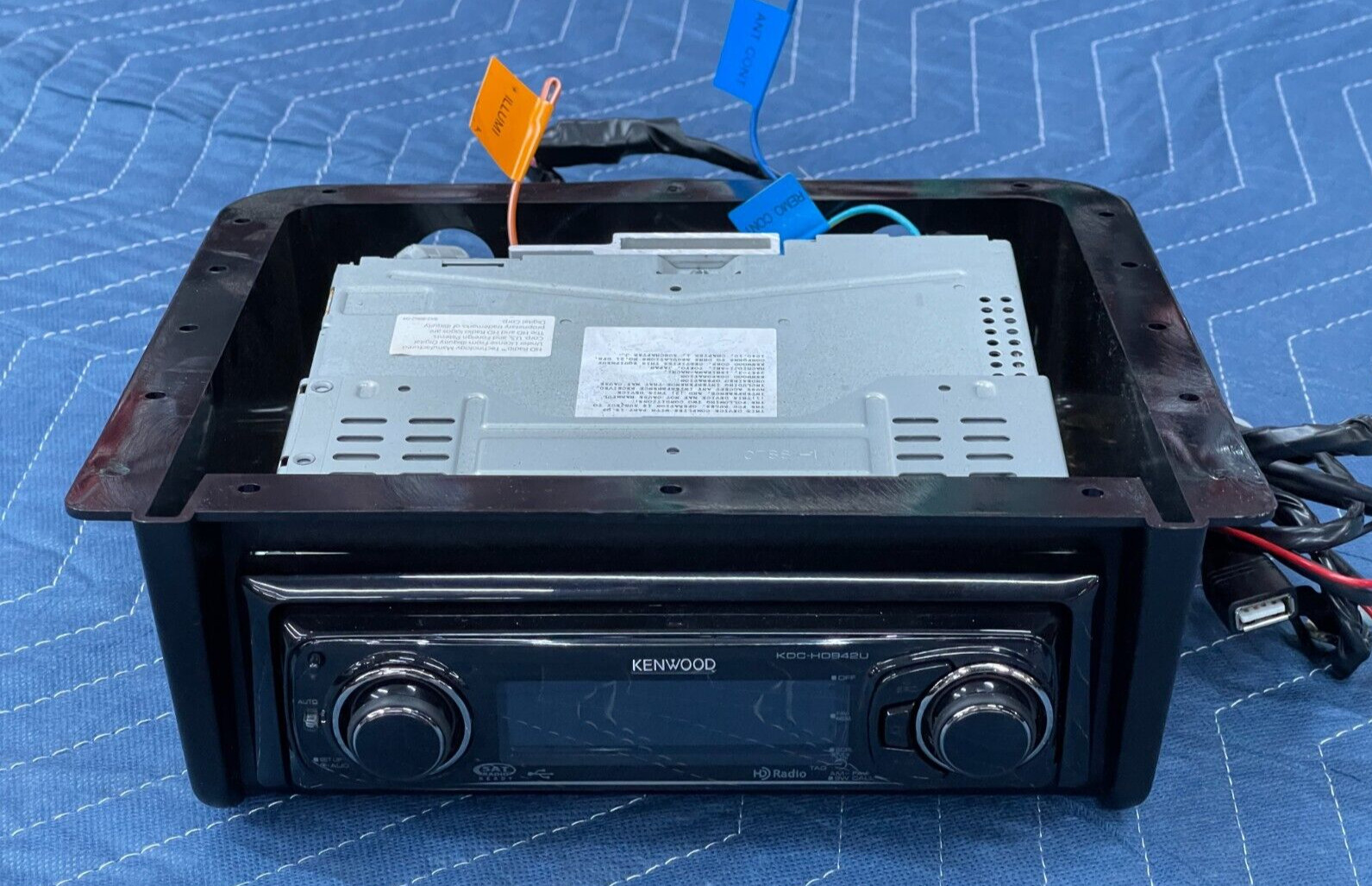 KENWOOD KDC-HD942U Audiophile CD Player HD Radio Built-In SAT USB AUX *USED*