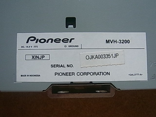 Pioneer MVH-3200 USB/Tuner Main Unit Carrozzeria 1DIN MAX.50W x4 DC14.4V