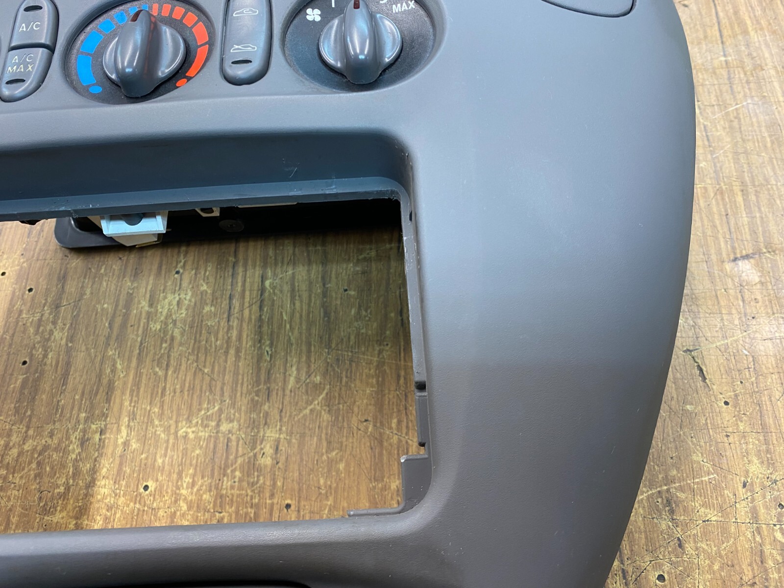 Ford Falcon AU S1 Dash A/C Stereo Control Surround Grey