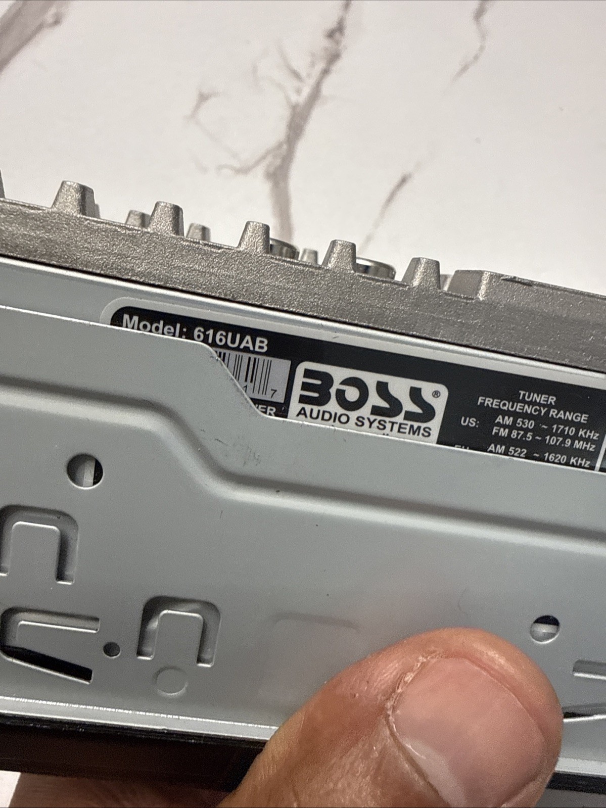 Open Box BOSS 616UAB Single DIN Bluetooth Car Stereo No Harness Cables Or Remote