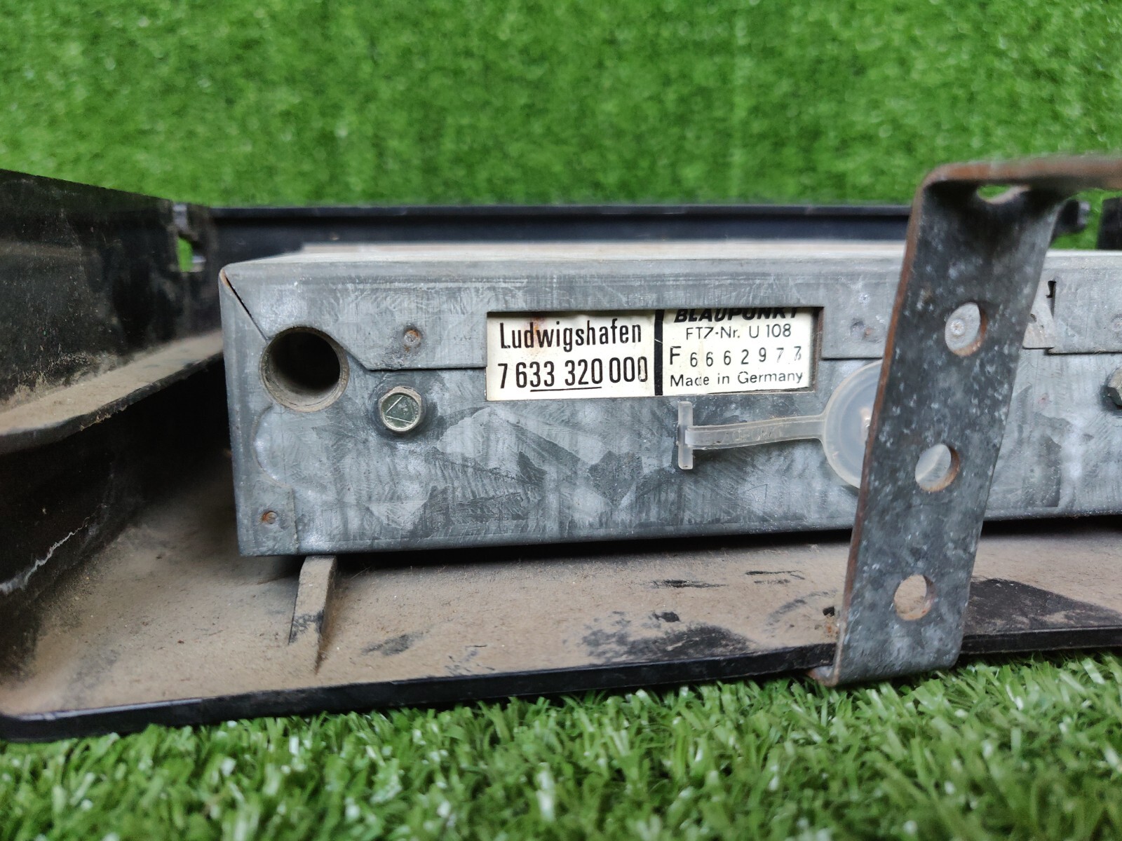 Blaupunkt Ludwigshafen 7633320000 7 633 320 000 Original Car Radio