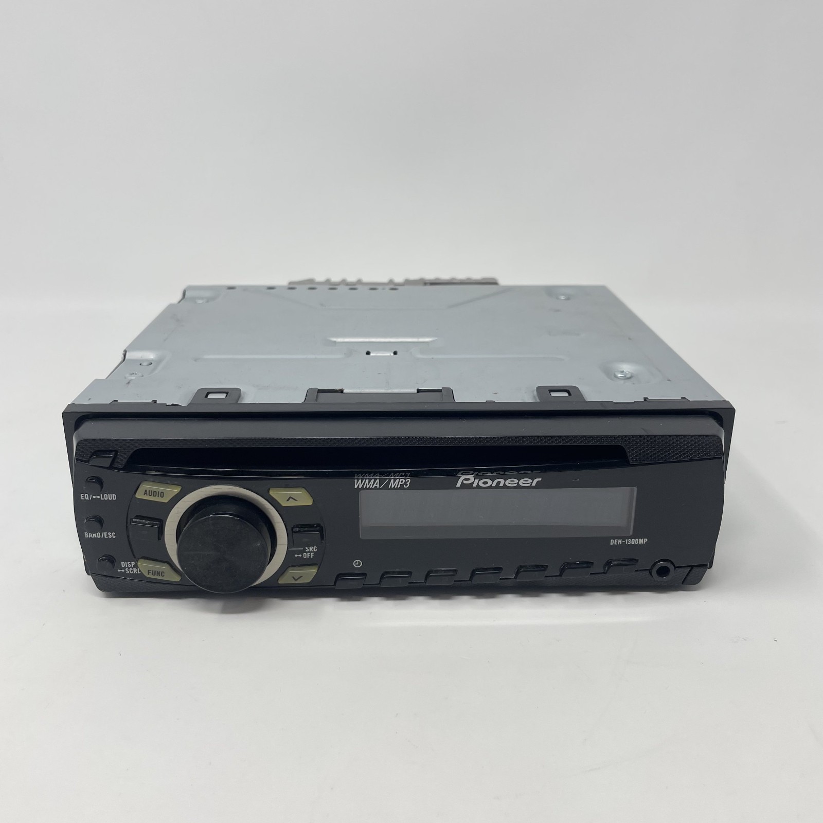 Pioneer DEH-1300MP In-Dash AM/FM Radio CD Player Aux Receiver