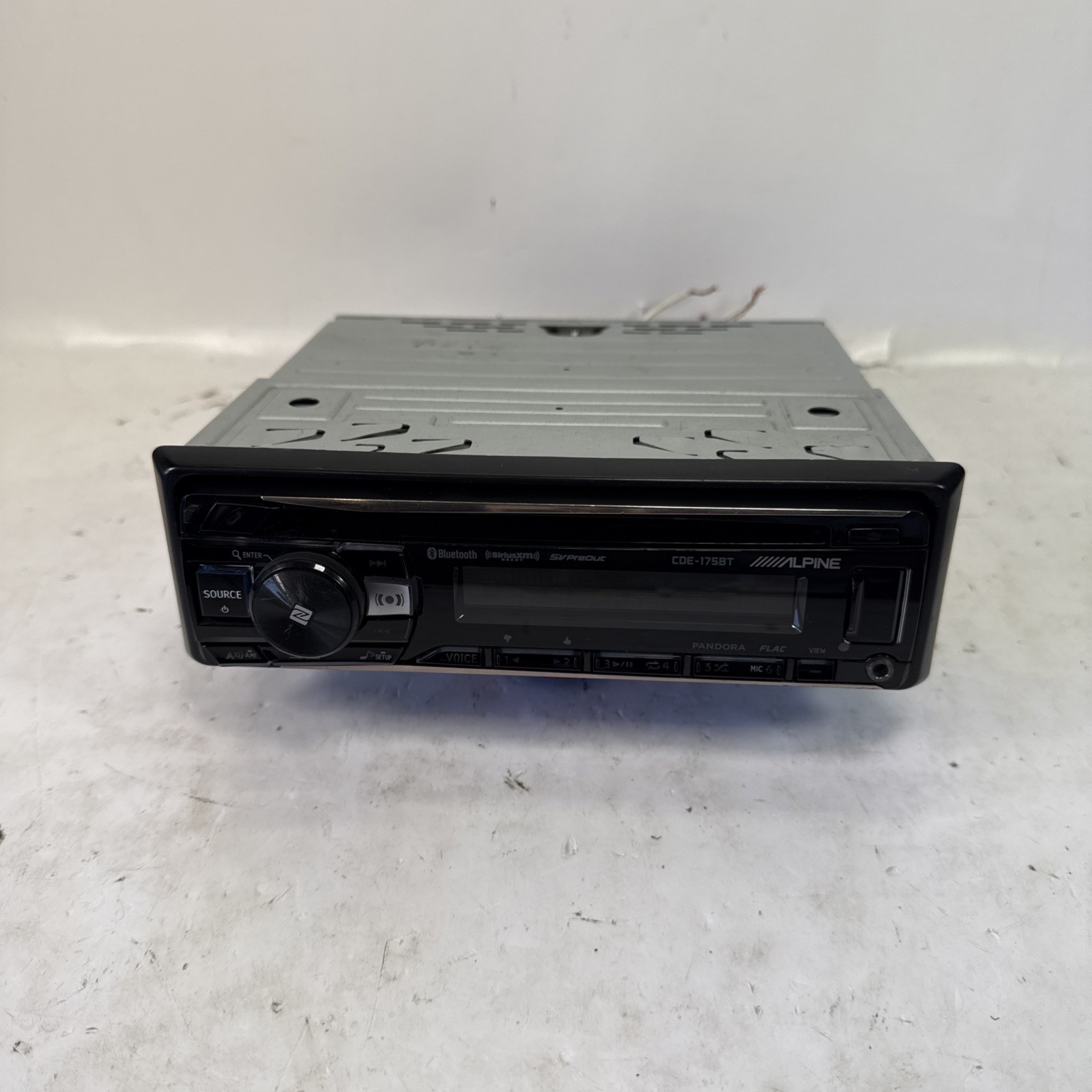 Alpine CDE-175BT CD Receiver w/ Bluetooth Old School Car Stereo | TESTED
