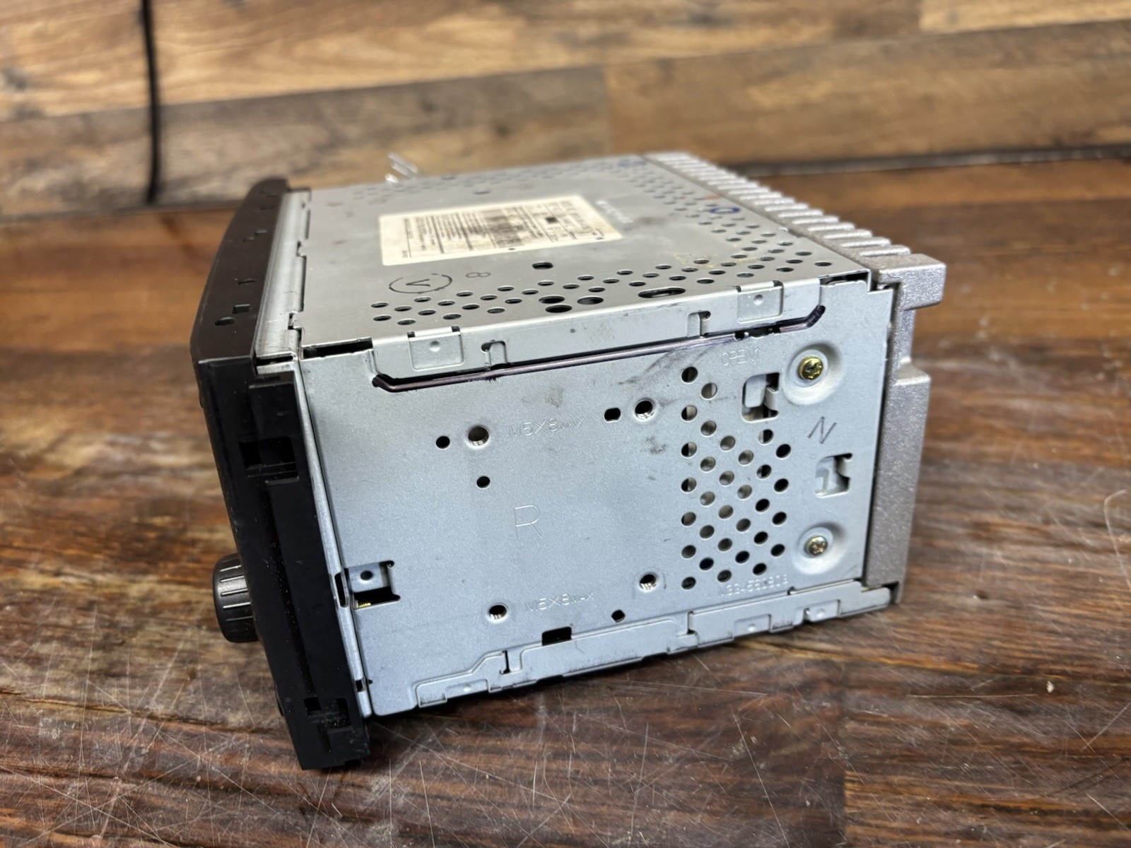 03 04 05 Honda Pilot AM FM CD cassette radio receiver OEM 39100-S9V-A120