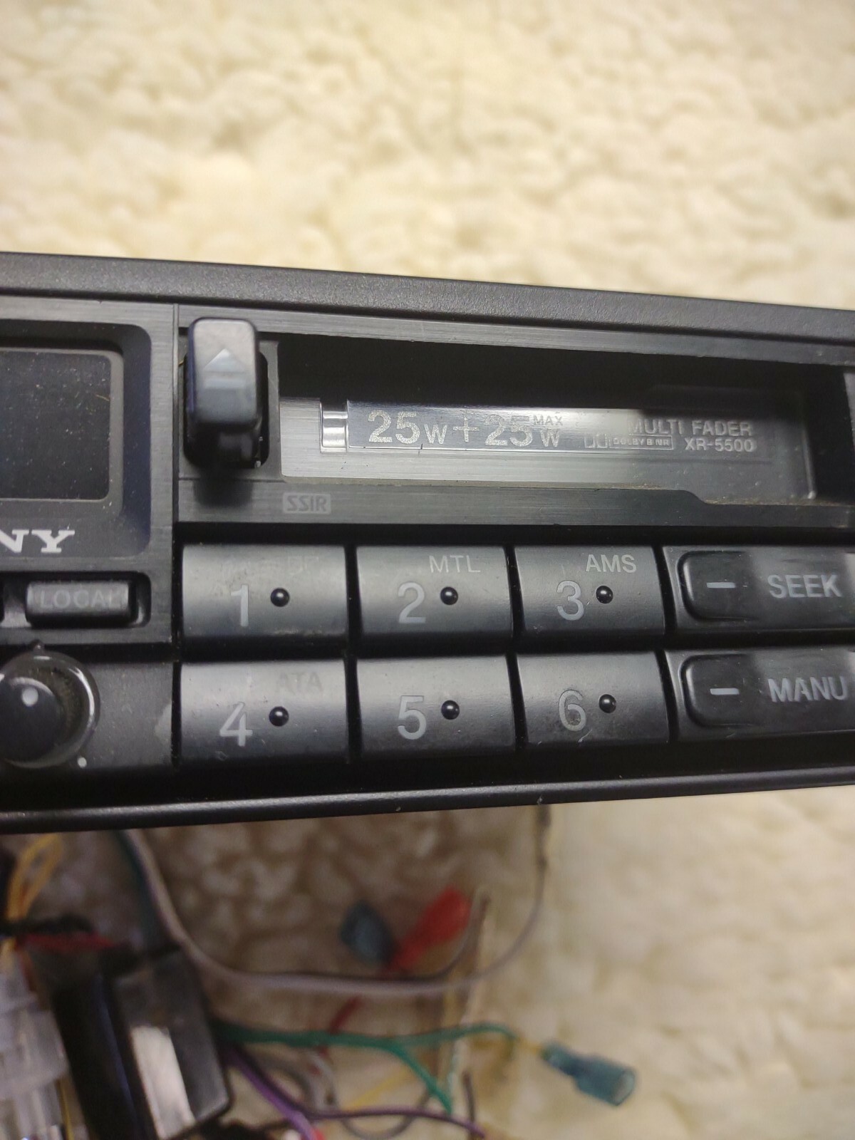 Sony XR-5500 radio untested multi fader 25w