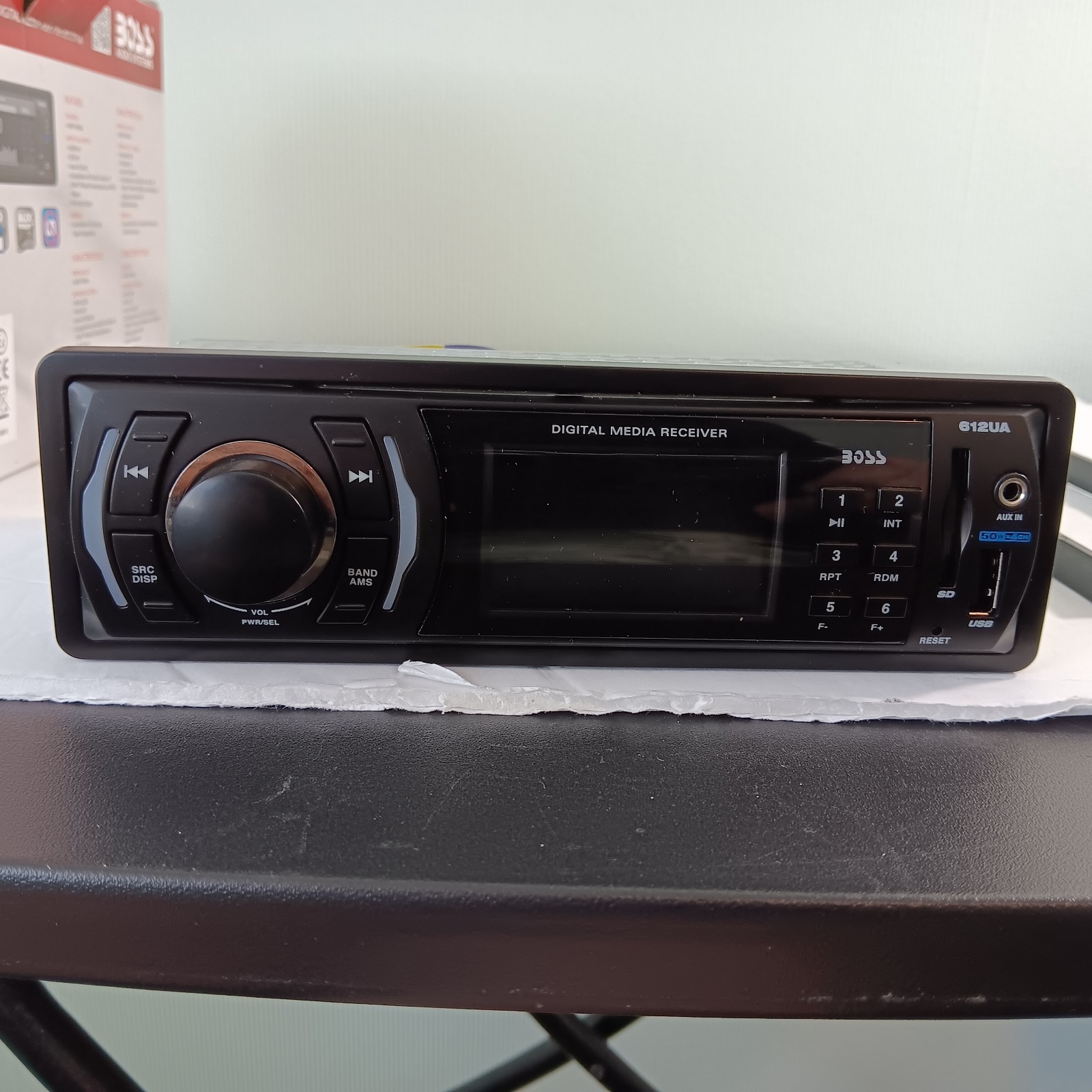 New Boss In-Dash 612UA 200W MP3-Compatible Digital Media AM-FM Receiver