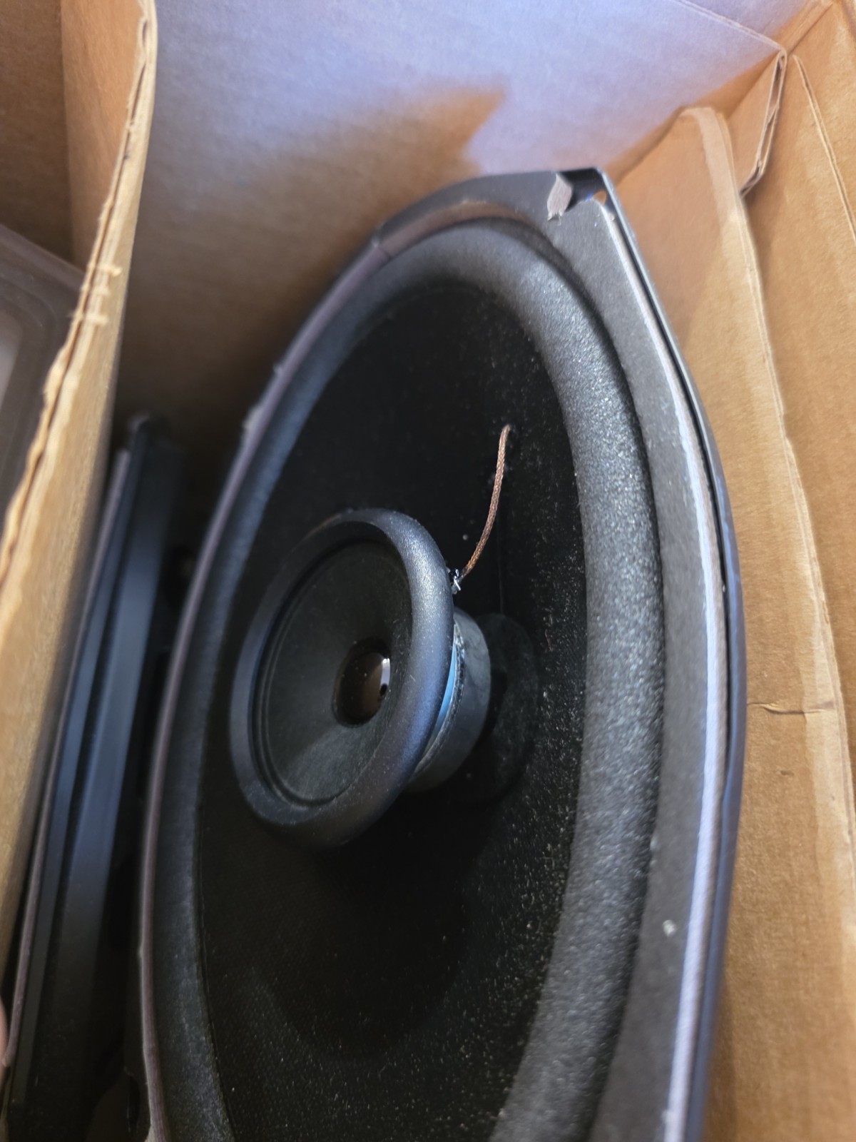 ROAD GEAR Car Audio RGK169 Cassette Receiver, Speakers, Complete System NEW Vint