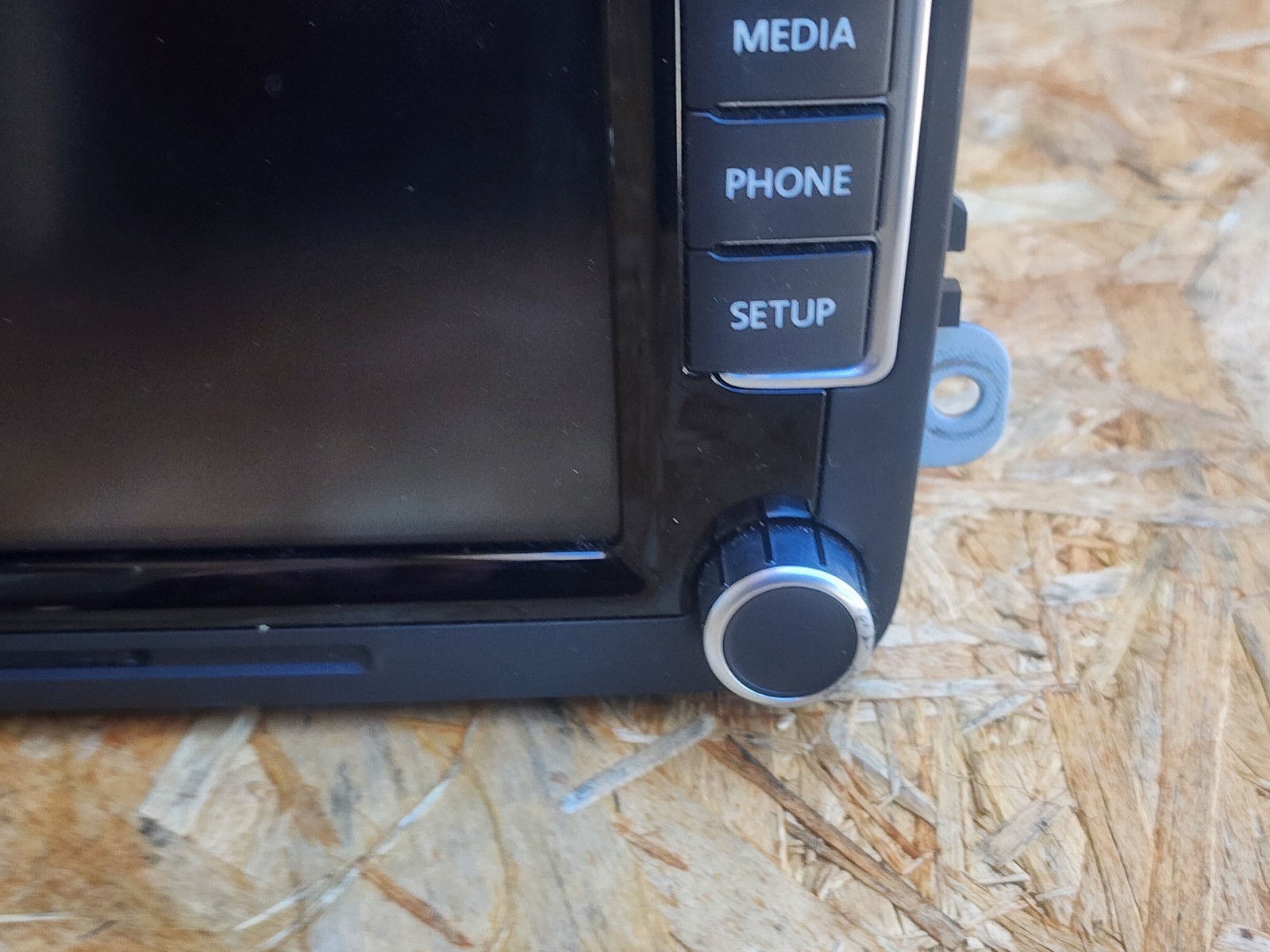 VOLKSWAGEN Am Fm CD CAR STEREO UNTESTED 2010-2017 Saleen Mustang Camaro Toyota