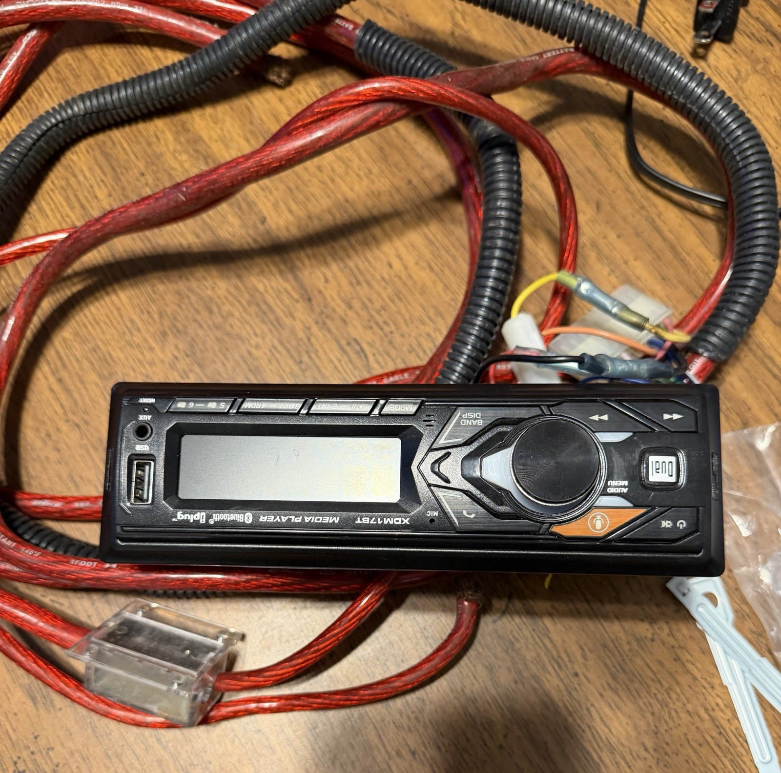 Dual XDM17BT radio stereo Media receiver USB AUX tested, Plus Wiring And Tools