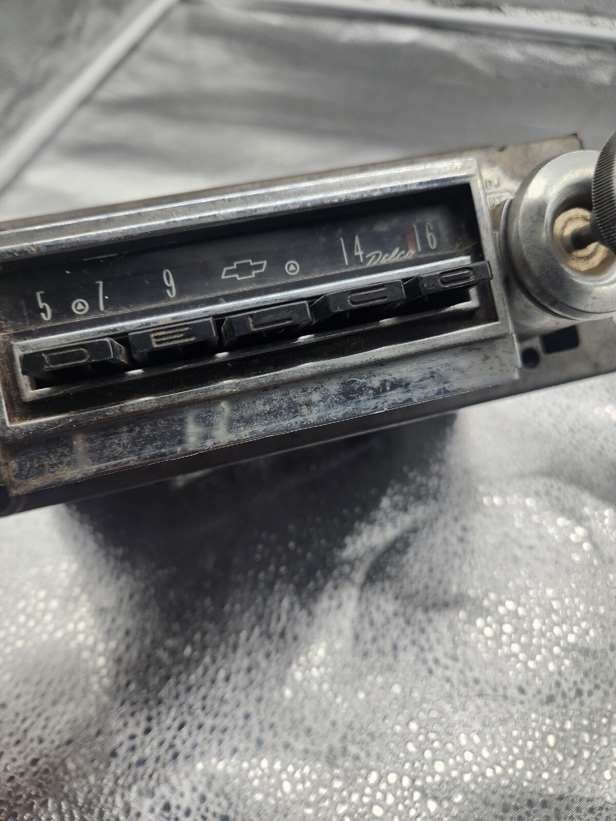 Vintage Delco 7282590-B AM Car Auto Radio 76PRK-2467 1963 1964 Chevy Untested