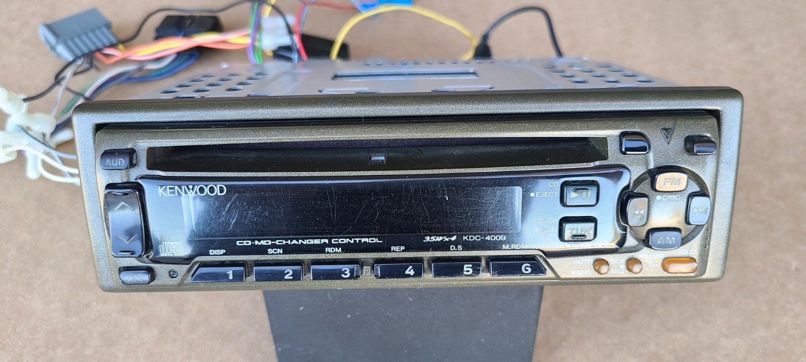Kenwood KDC-4009 AM/FM CD MD-Changer Control Car Stereo with Manual